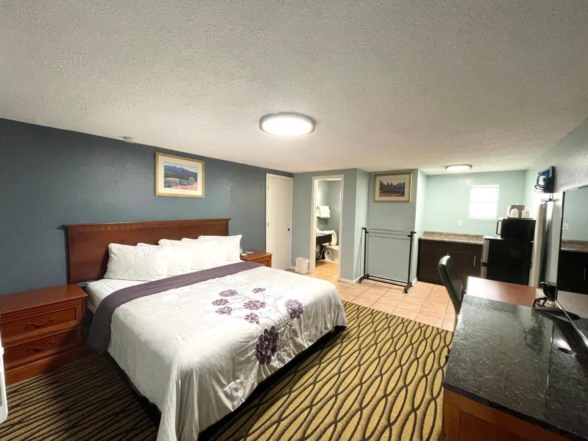Annie Oakley Motel Oakley Buitenkant foto