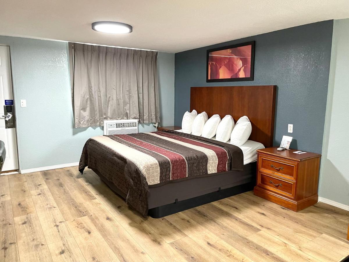 Annie Oakley Motel Oakley Buitenkant foto