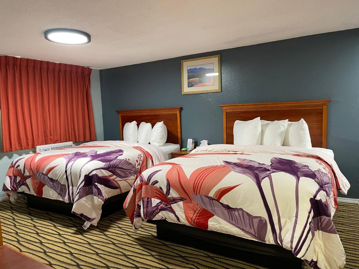 Annie Oakley Motel Oakley Buitenkant foto