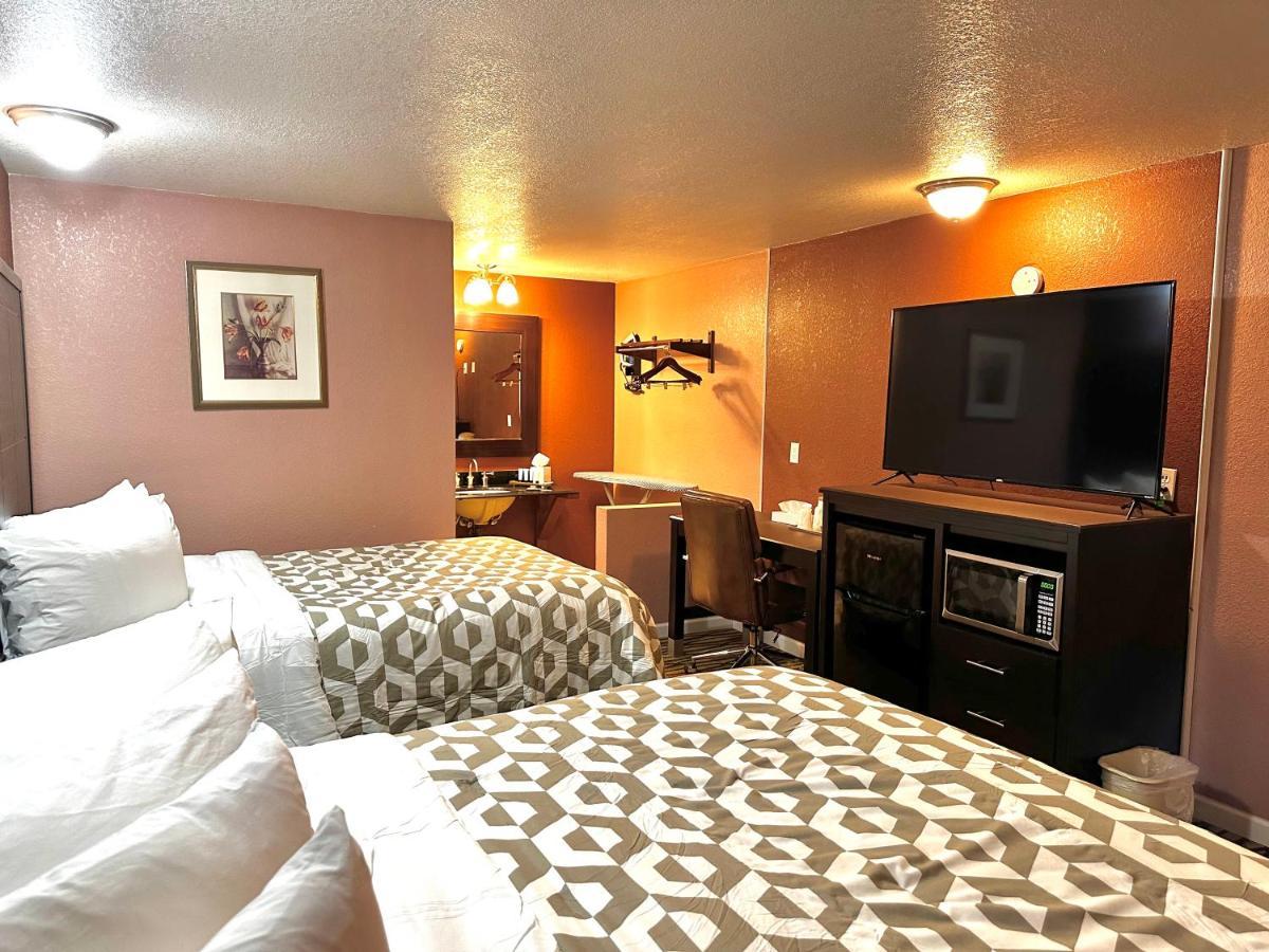 Annie Oakley Motel Oakley Buitenkant foto