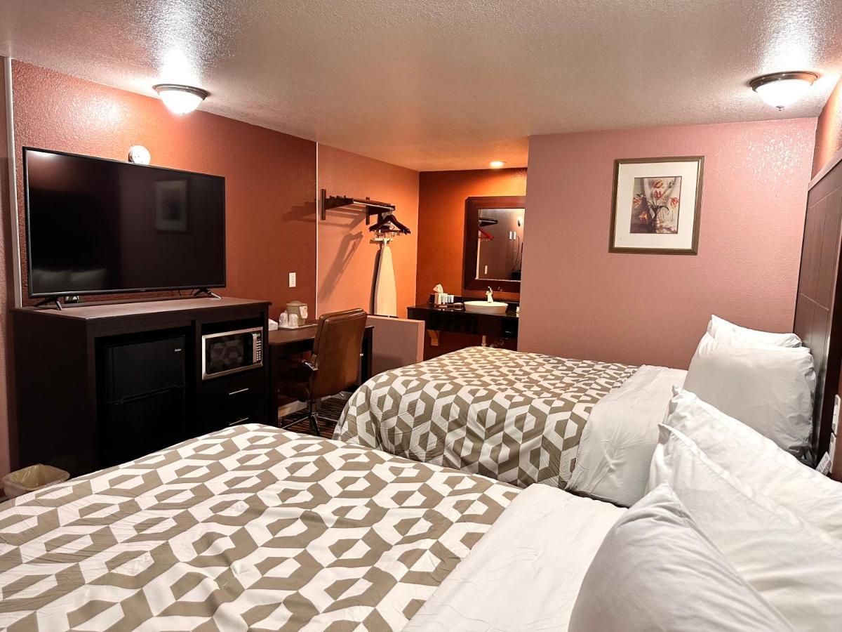 Annie Oakley Motel Oakley Buitenkant foto