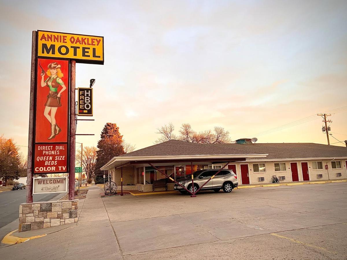 Annie Oakley Motel Oakley Buitenkant foto